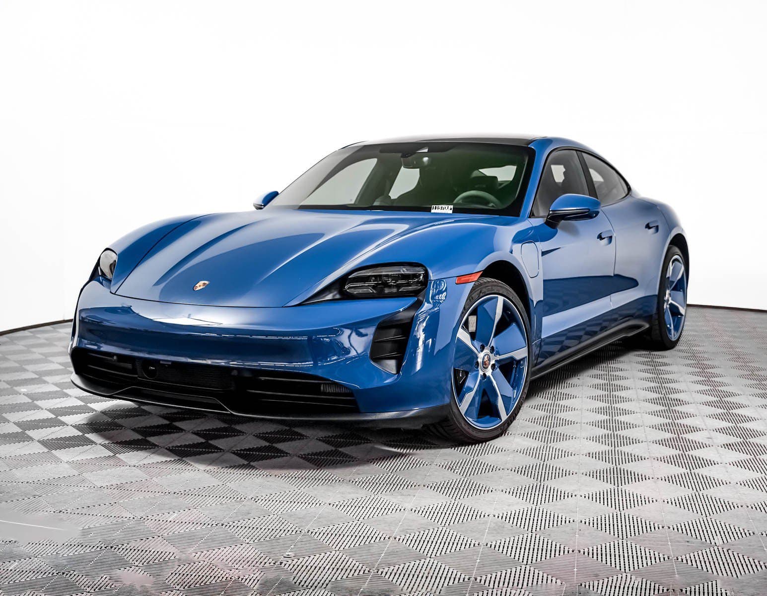 2023 Porsche Taycan