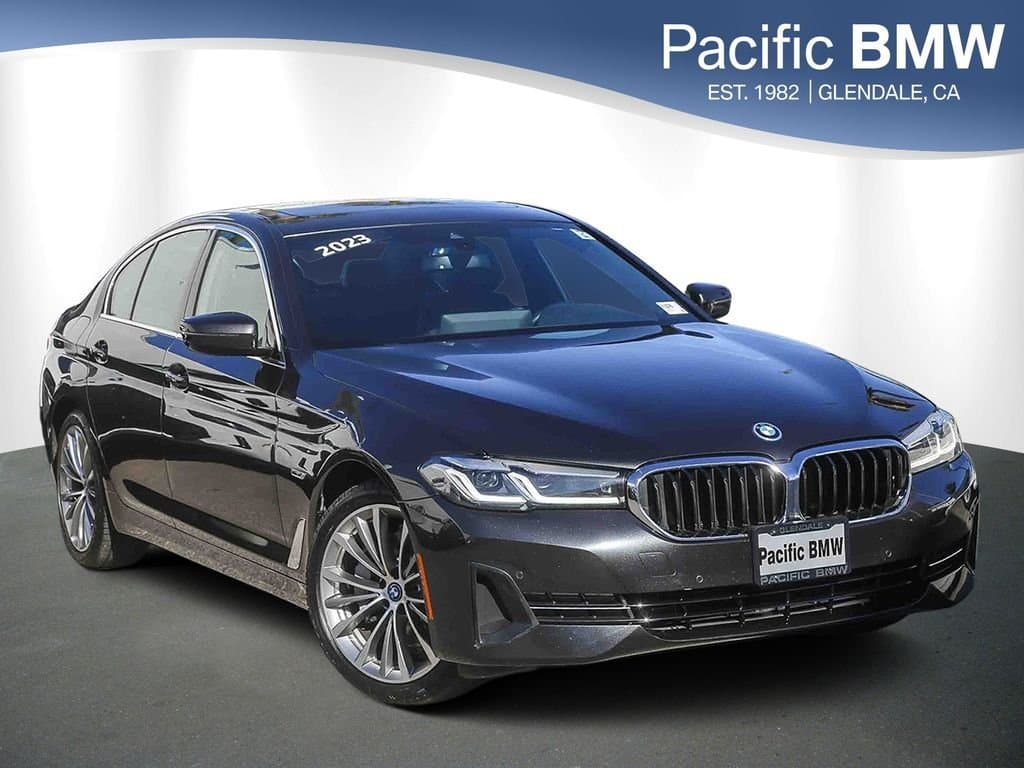 2023 BMW 5