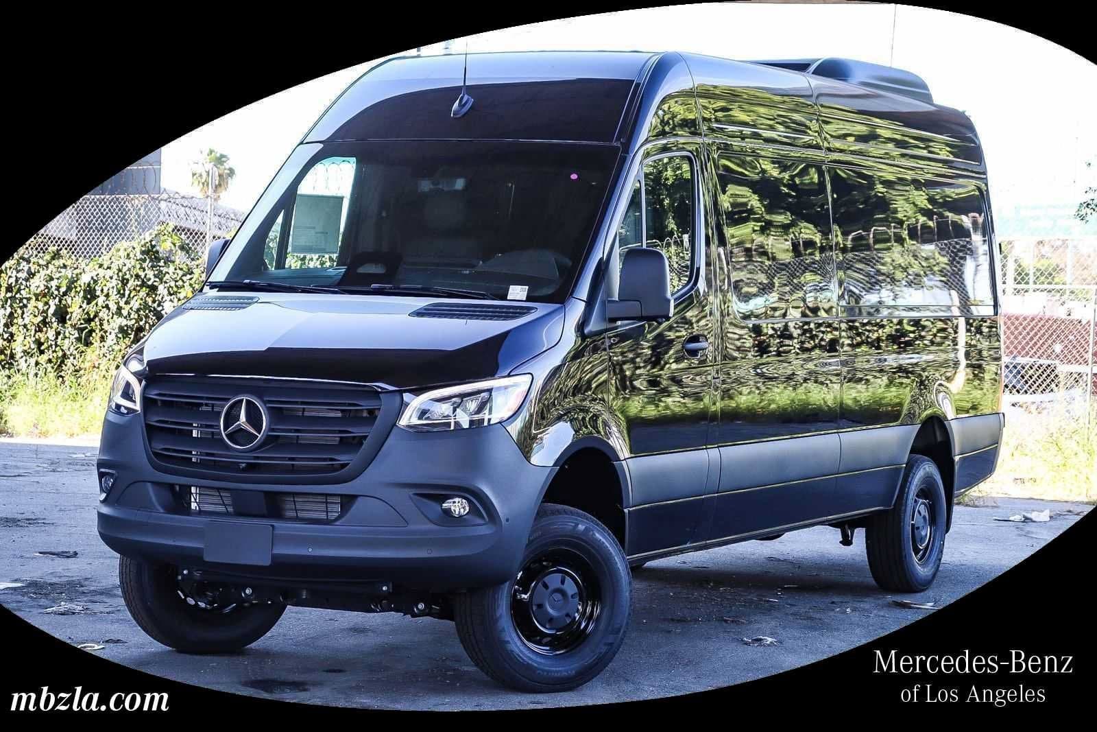 2026 Mercedes-Benz Cargo