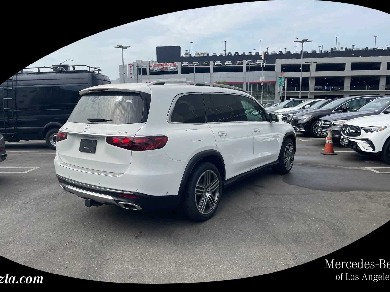 2025 Mercedes-Benz GLS