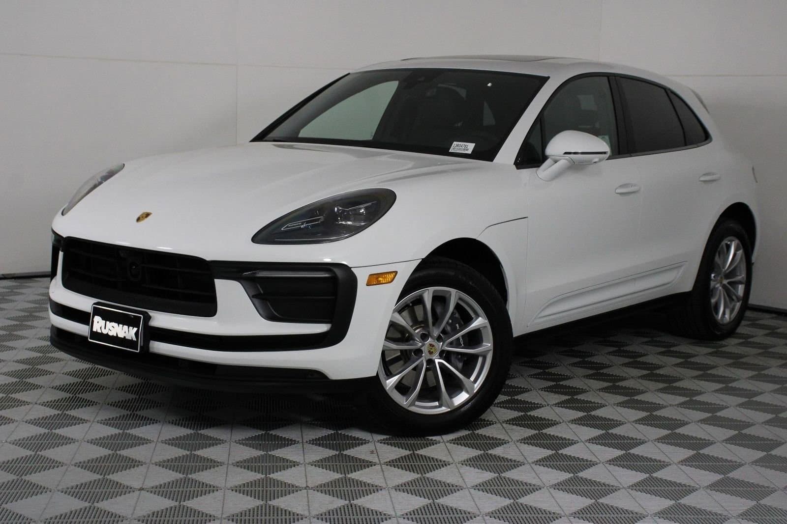 2026 Porsche Macan