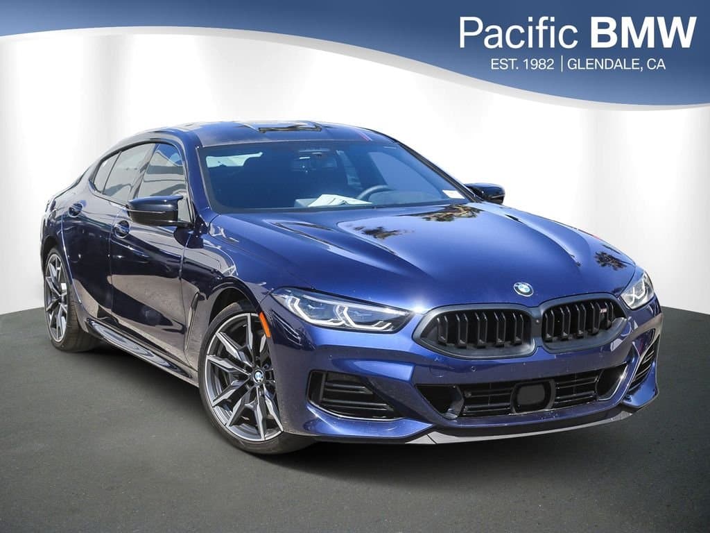 2026 BMW 8