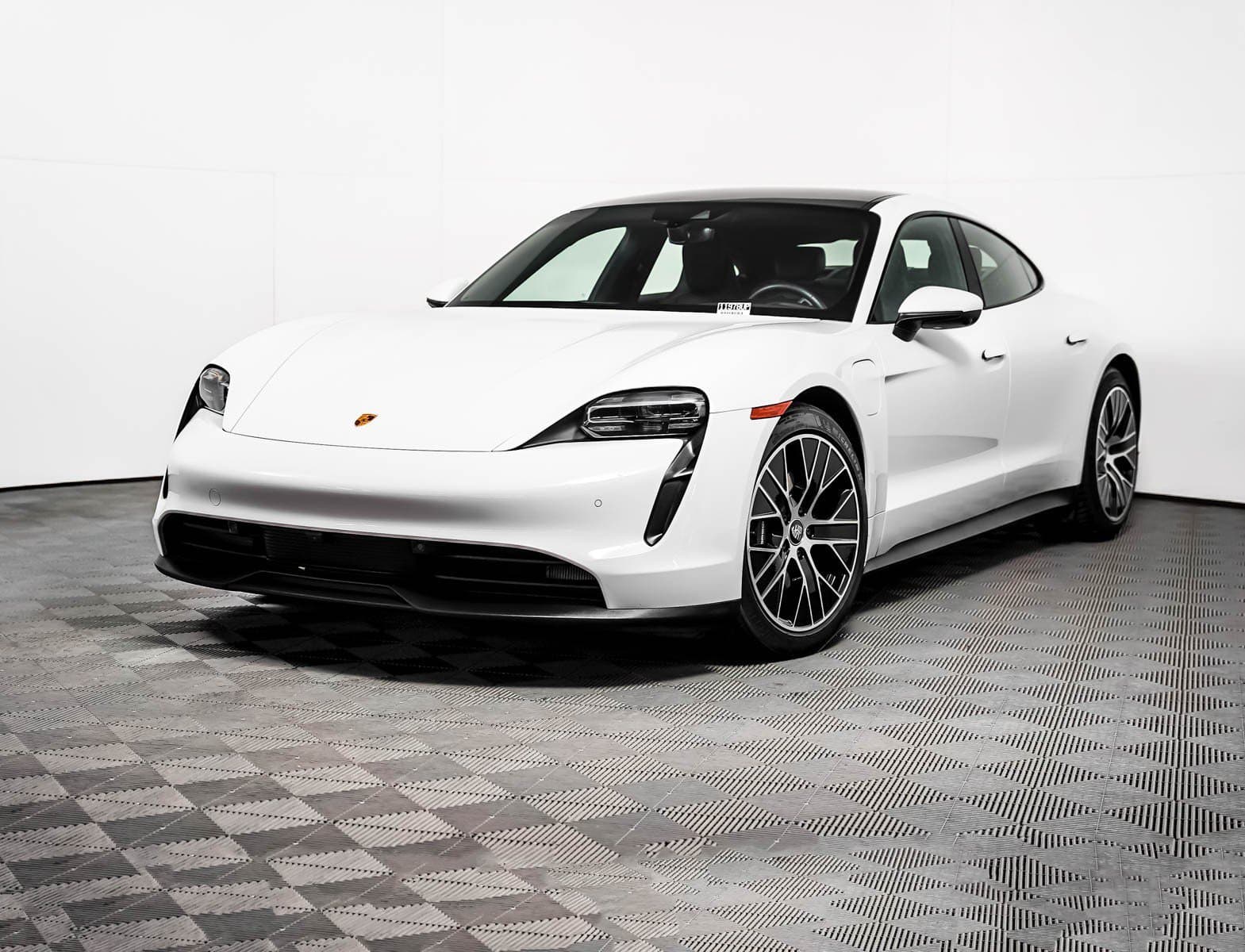 2023 Porsche Taycan