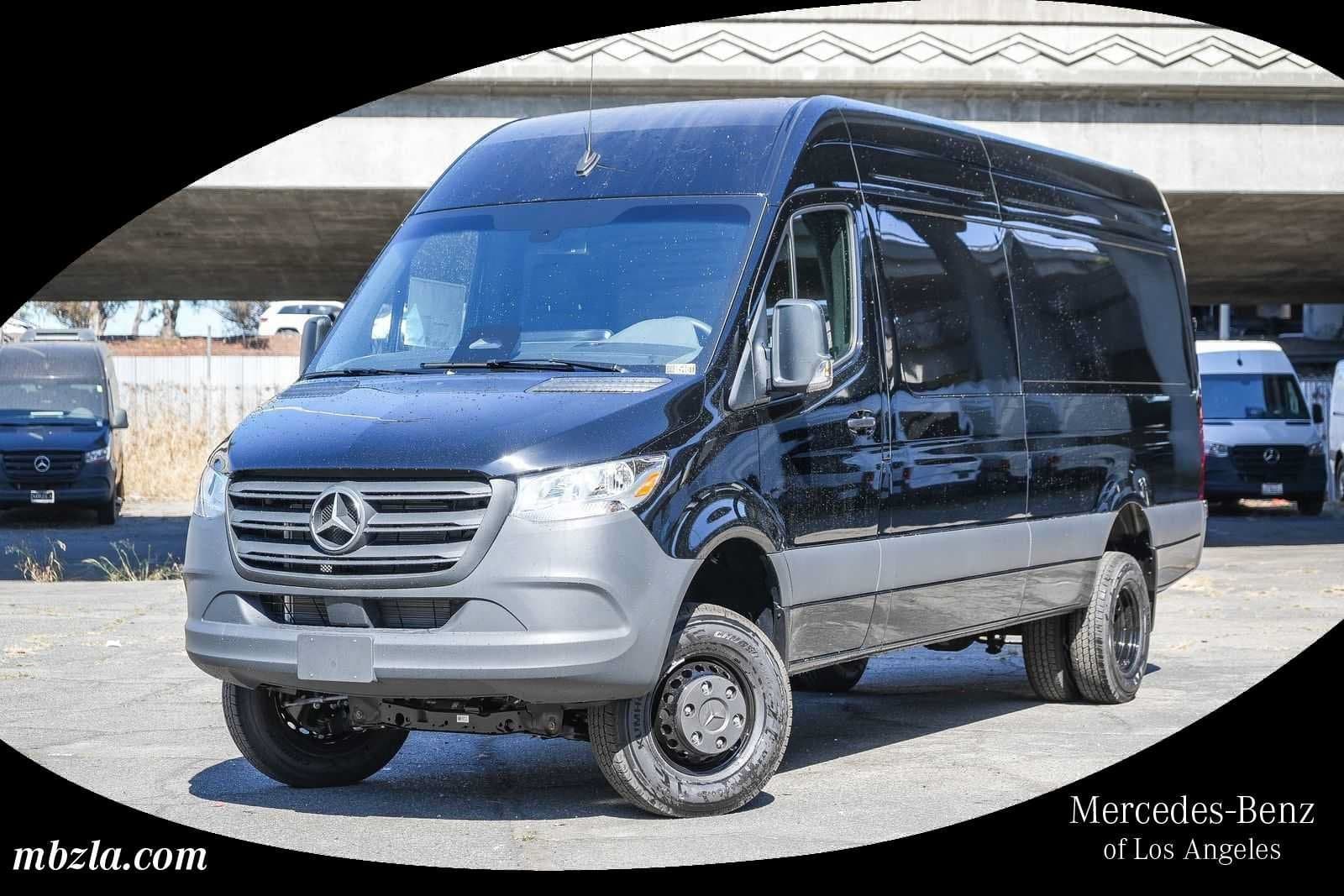 2026 Mercedes-Benz Cargo