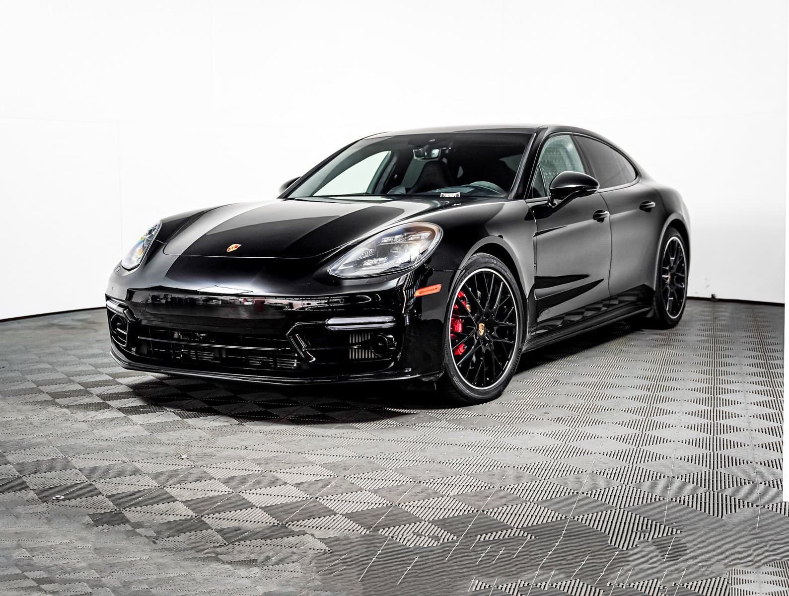 2019 Porsche Panamera