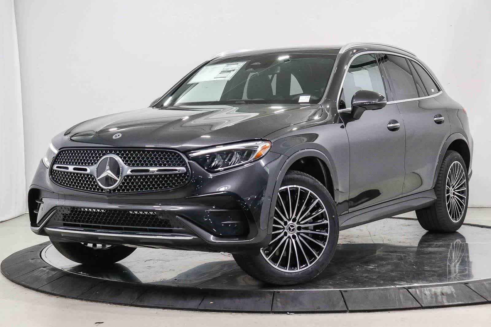 2026 Mercedes-Benz GLC
