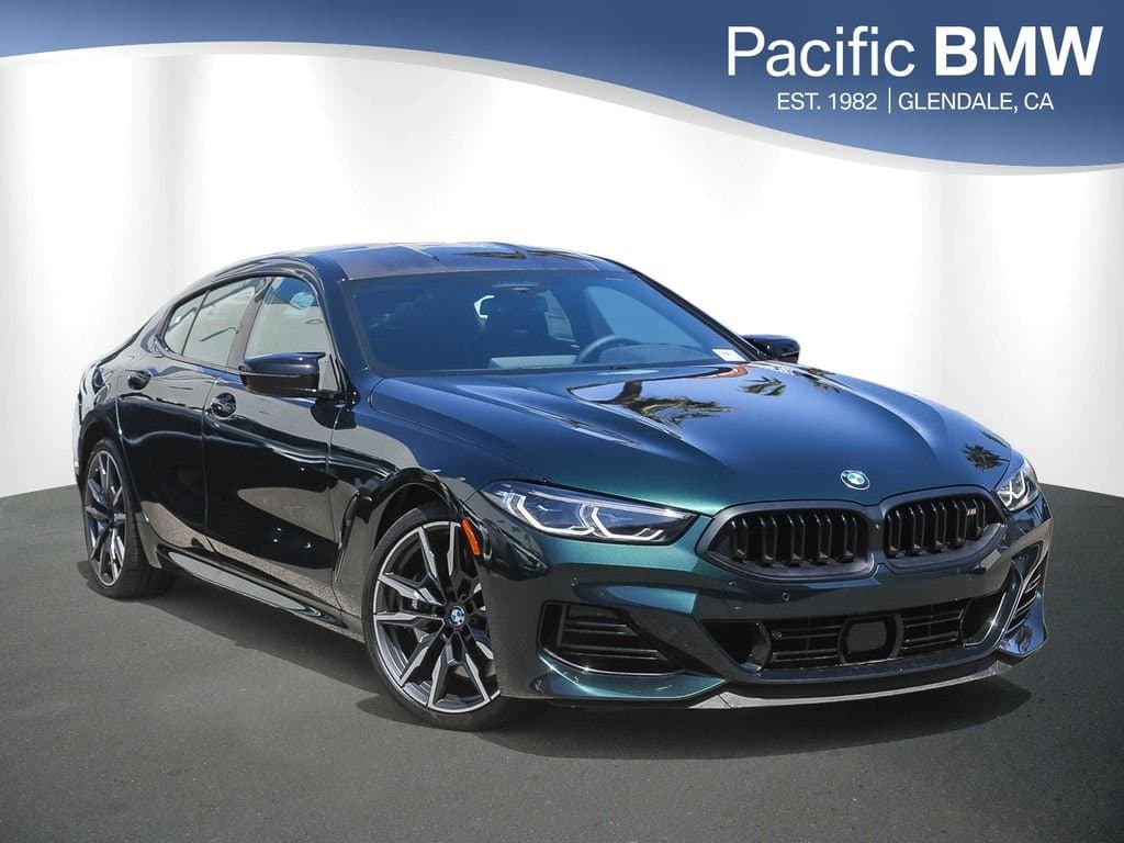 2026 BMW 8